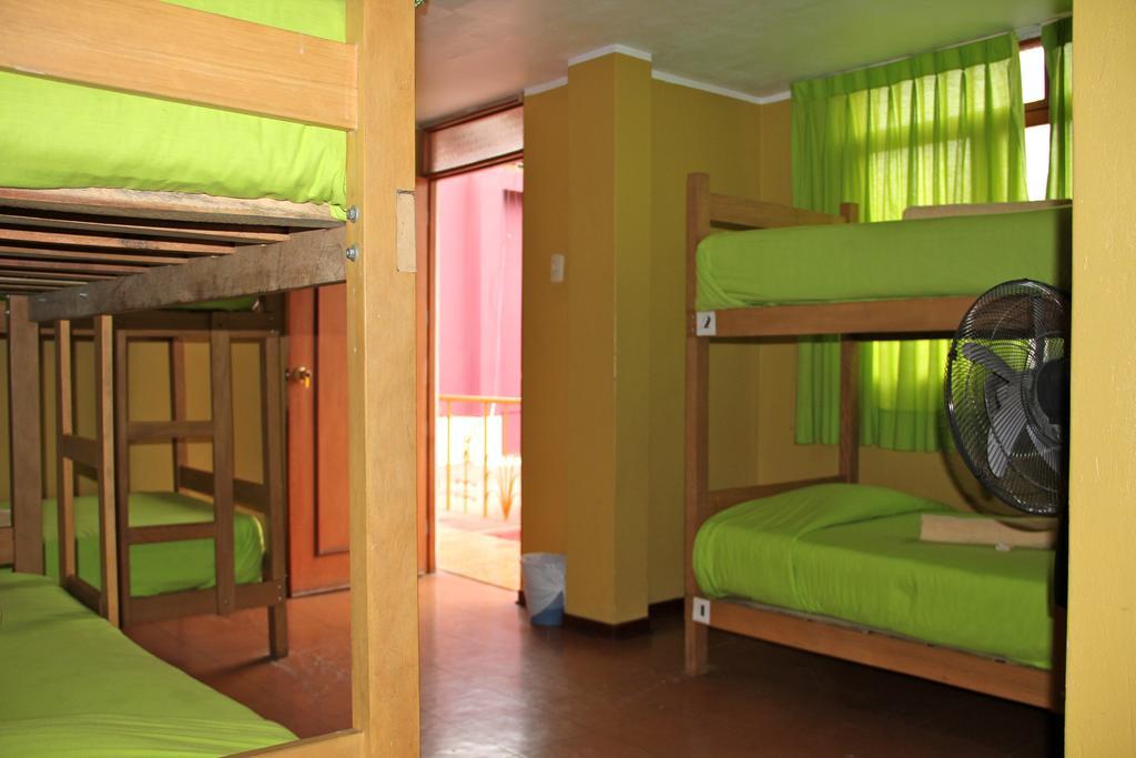 The House Project Backpackers Лима Номер фото