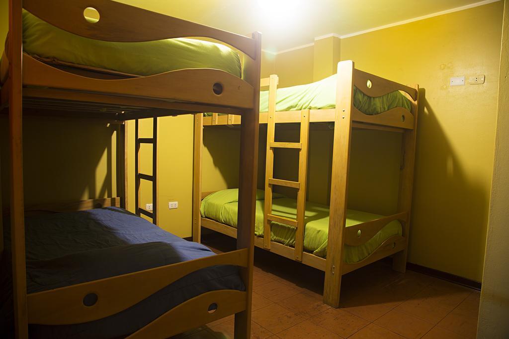 The House Project Backpackers Лима Номер фото